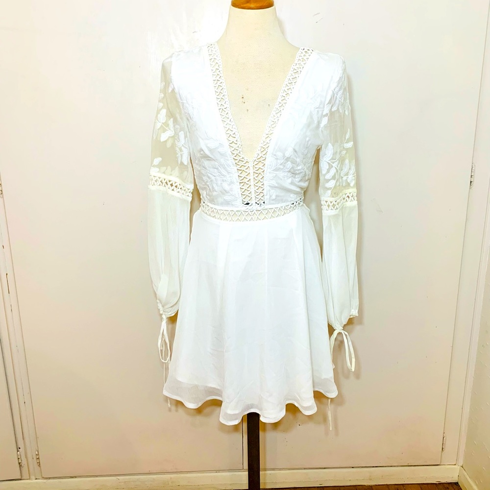 HelloMolly White Long sleeve Lace Dress